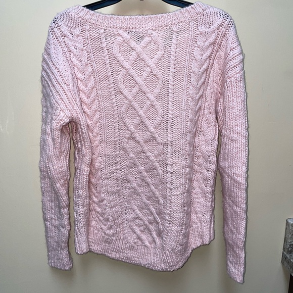 Banana Republic Sweater - Picture 2 of 2